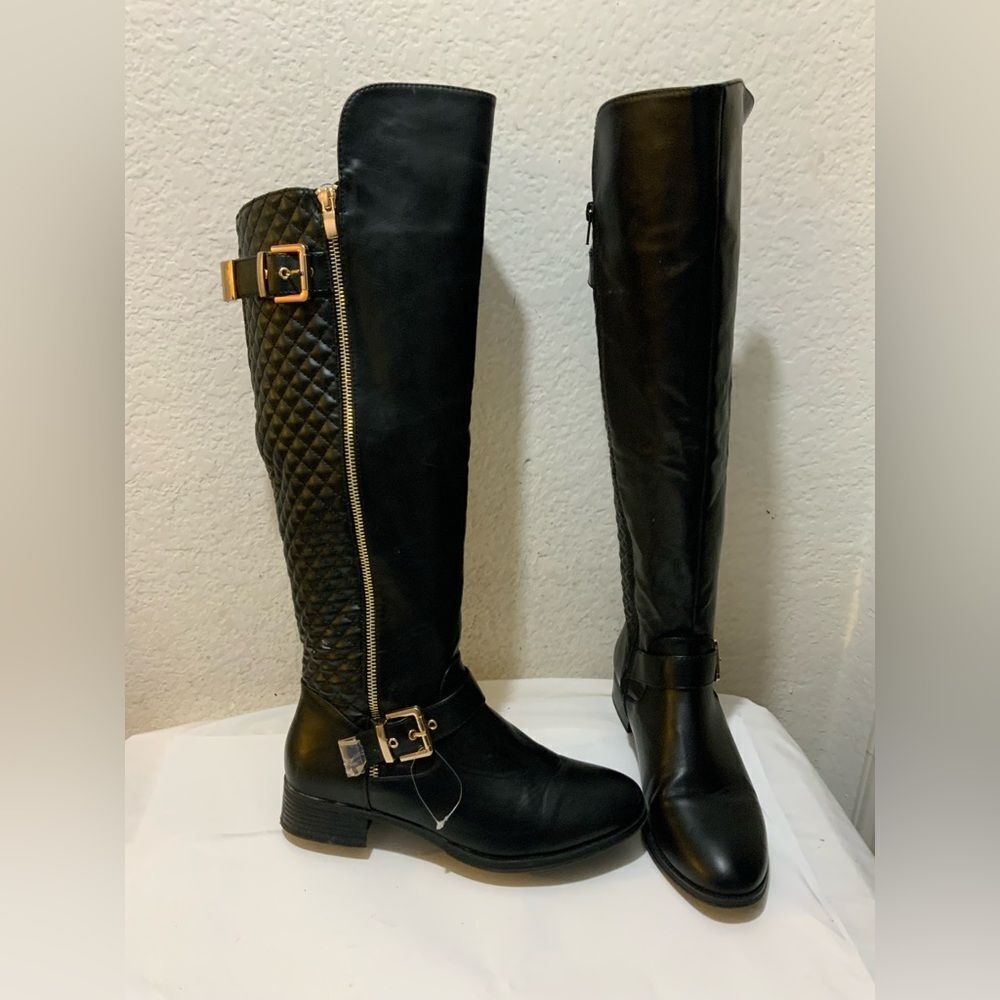 Shoedazzle over the knees boots flat black with gold accents buckle size 8.5